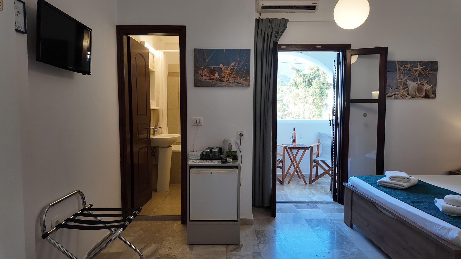 Mary Bill Hotel Santorini